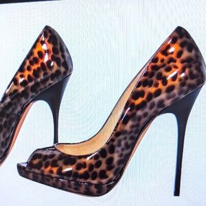 NWOT JIMMY CHOO CHEETAH PRINT  BROWN PATENT LEATHER PEEP TOE STILE